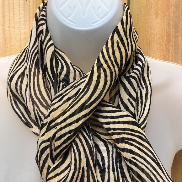 VTG Chic Safari Oblong Zebra Print Chiffon Silk Scarf - Picture 2 of 10